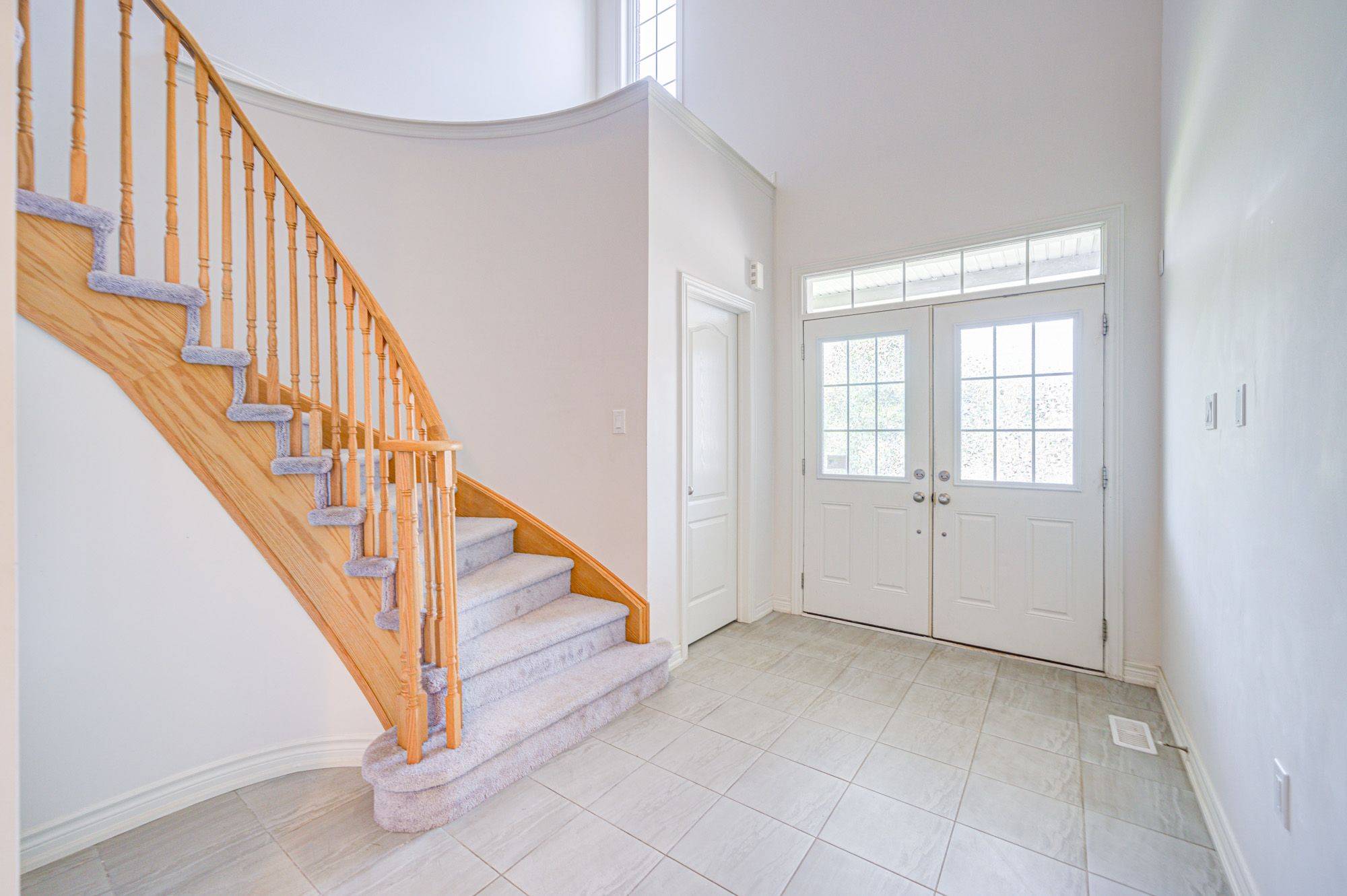 Oshawa, ON L1K 0Y4,1161 Nugent CT