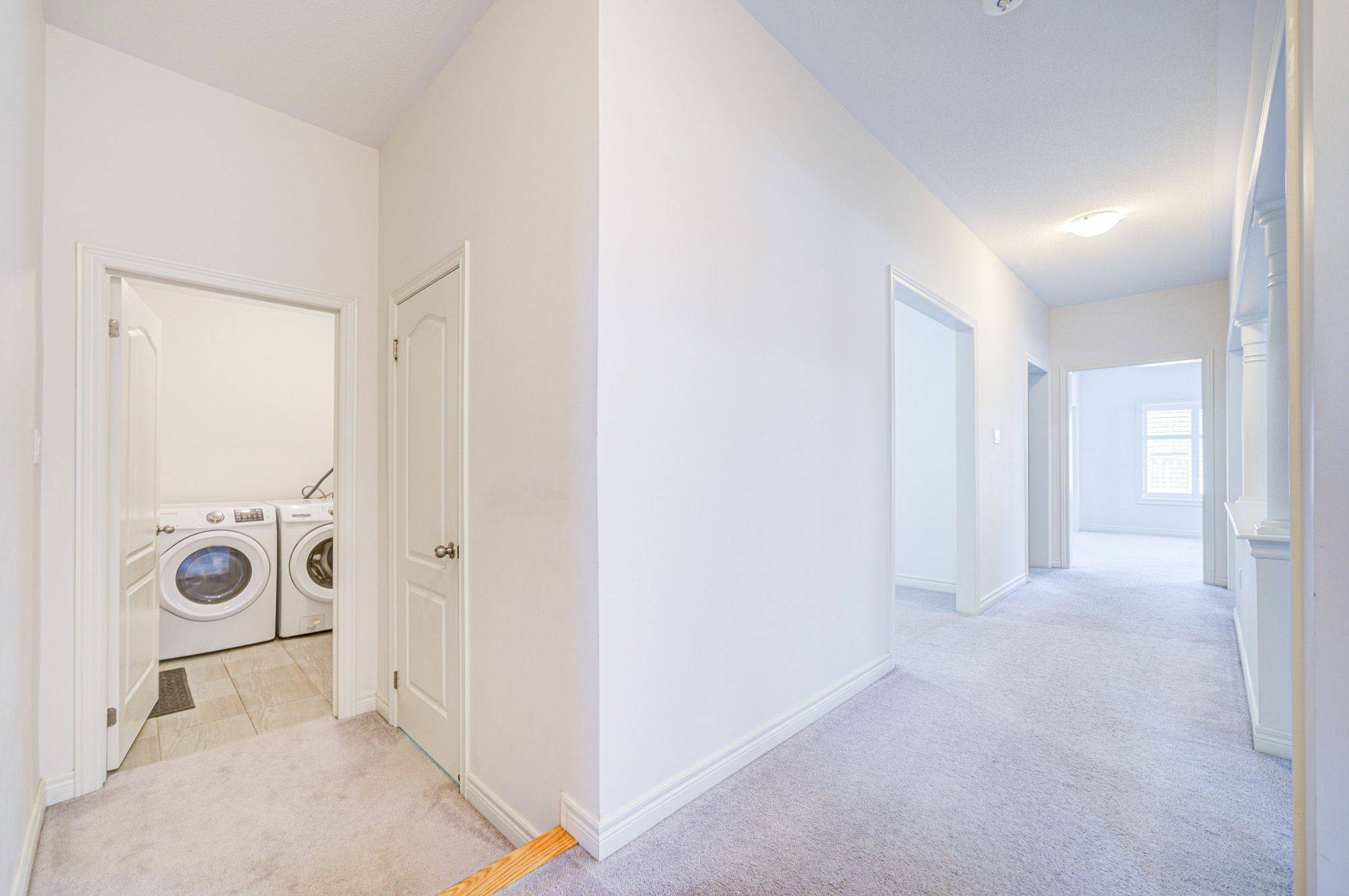 Oshawa, ON L1K 0Y4,1161 Nugent CT