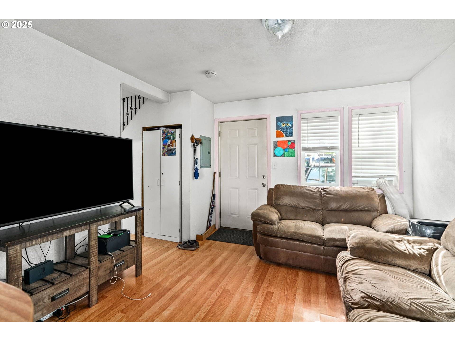 Eugene, OR 97402,185 N SENECA RD