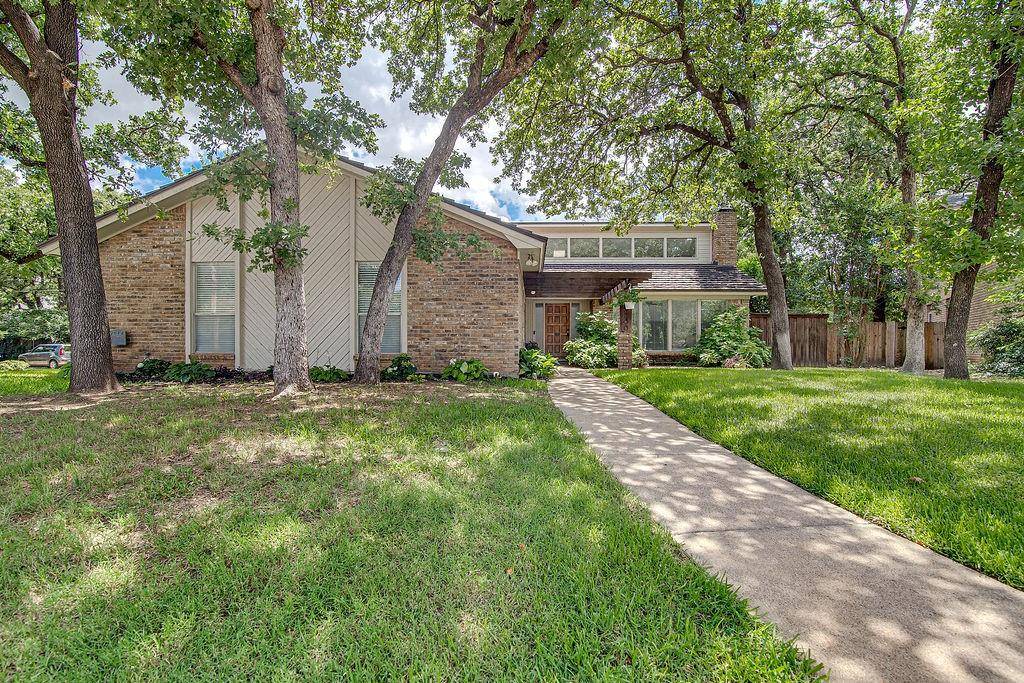 Arlington, TX 76016,5800 Thoreau Lane