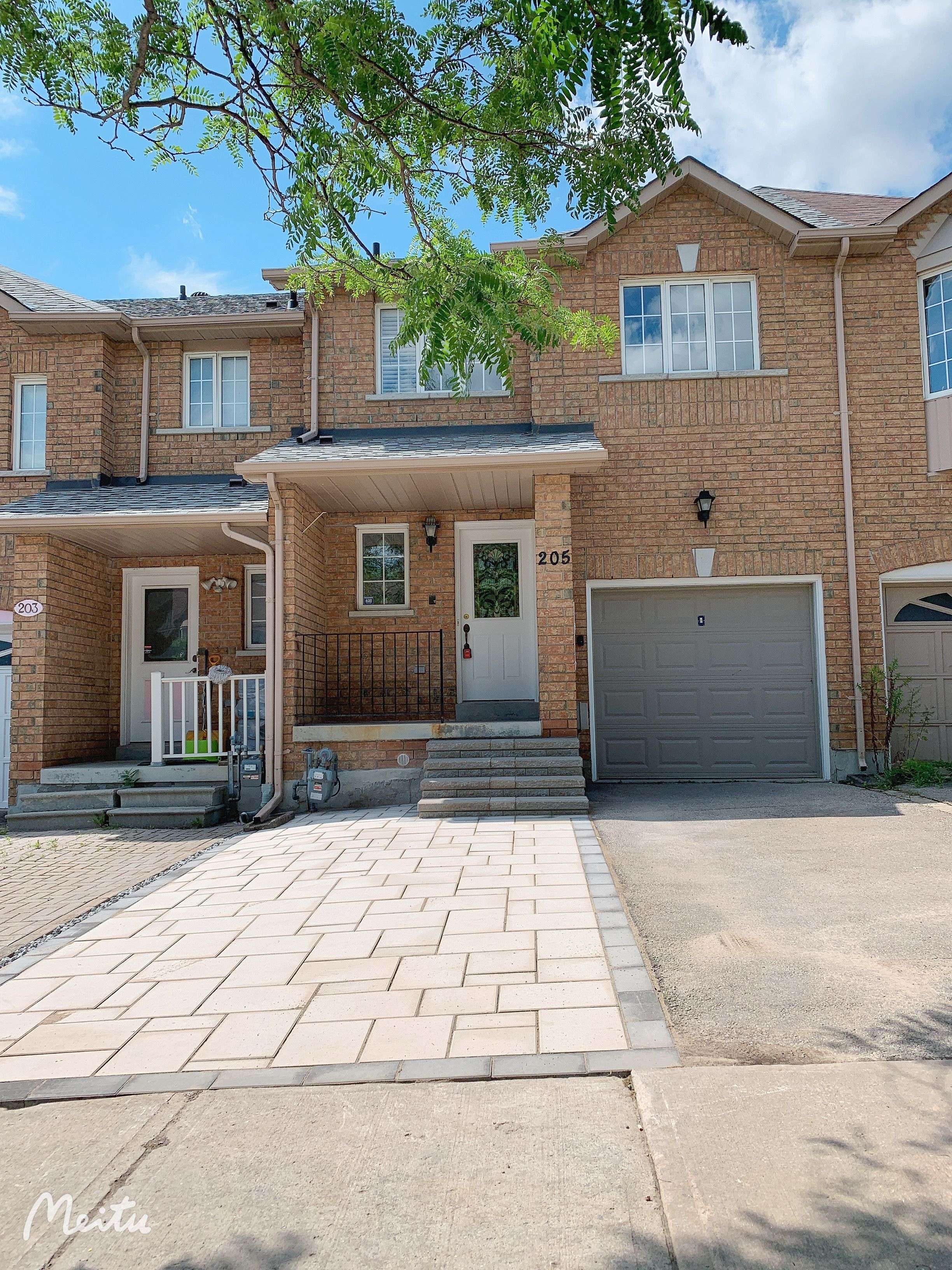 Richmond Hill, ON L4S 2A4,205 Kimono CRES