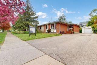 Mississauga, ON L5J 3S8,2335 Bostock CRES