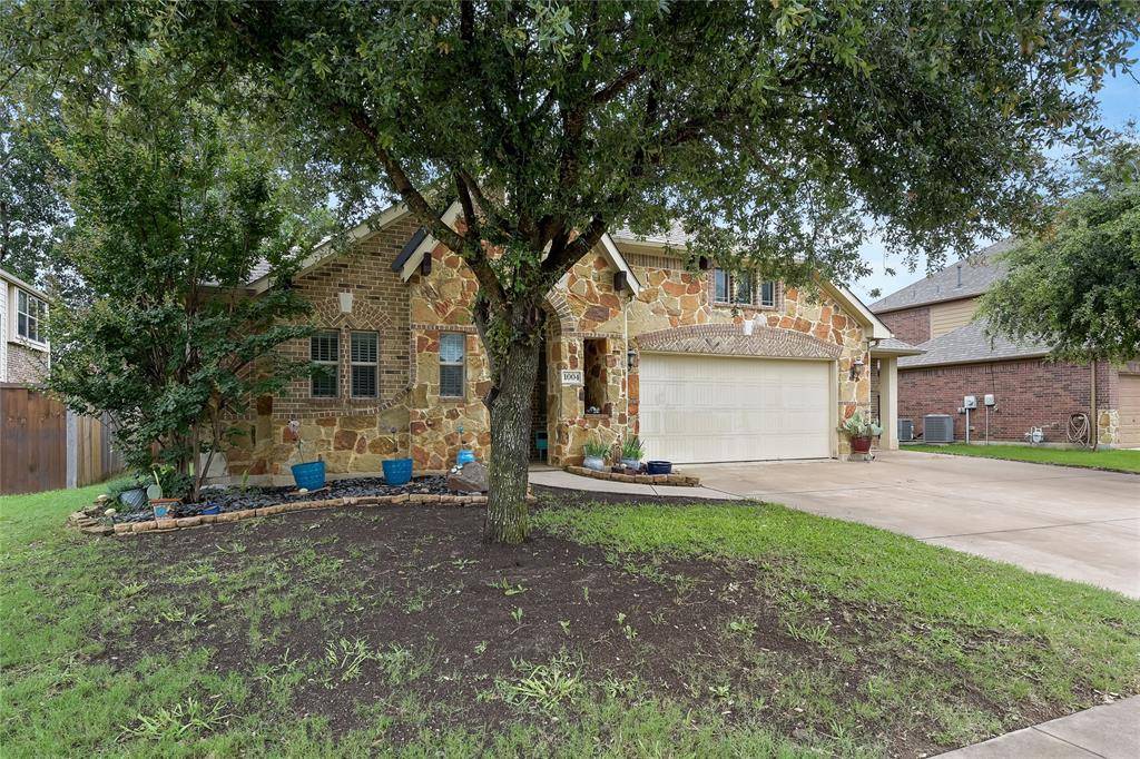 Burleson, TX 76028,1004 Tara Drive