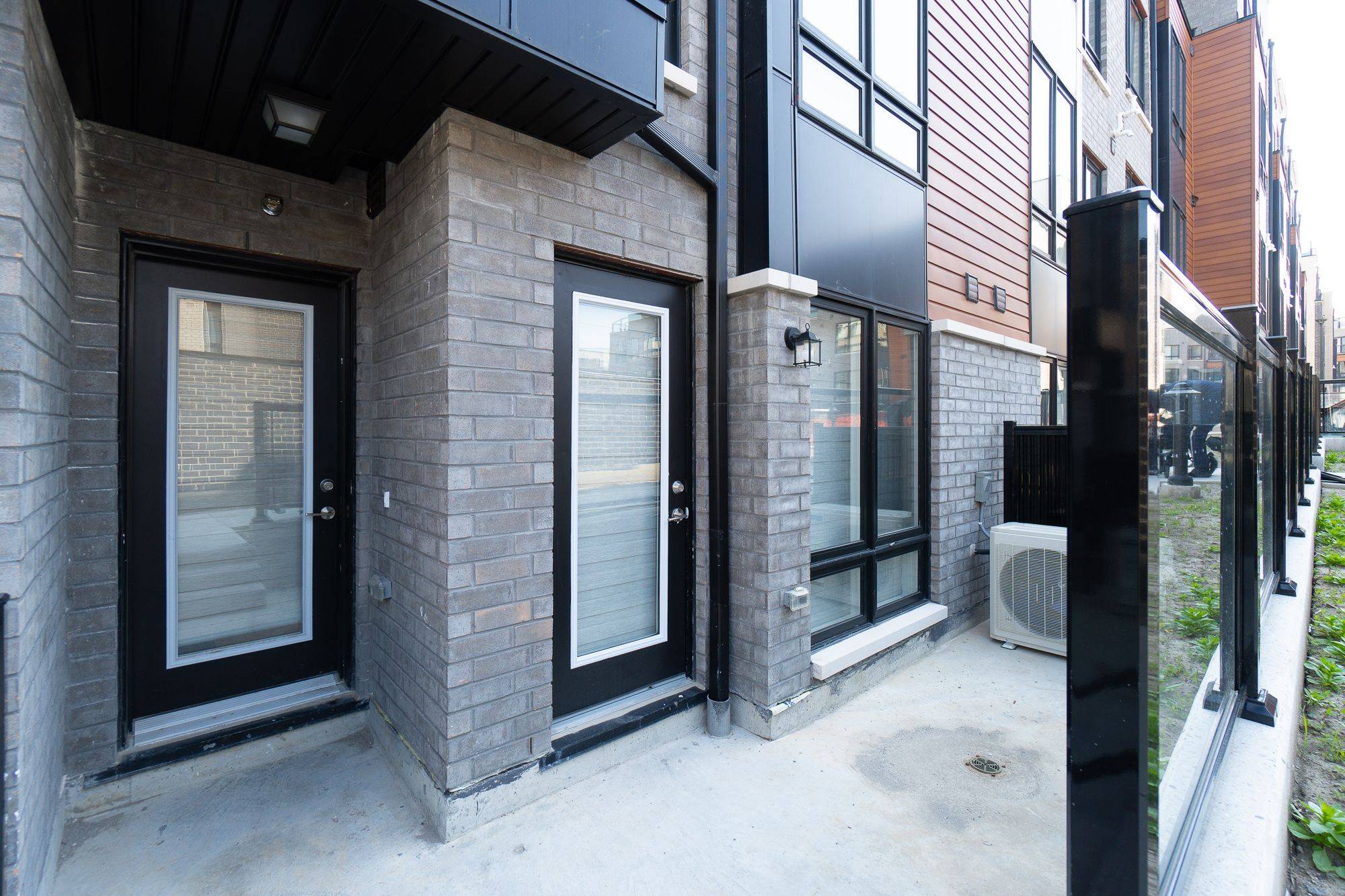 Toronto E11, ON M1J 3Z4,30 Liben WAY #33