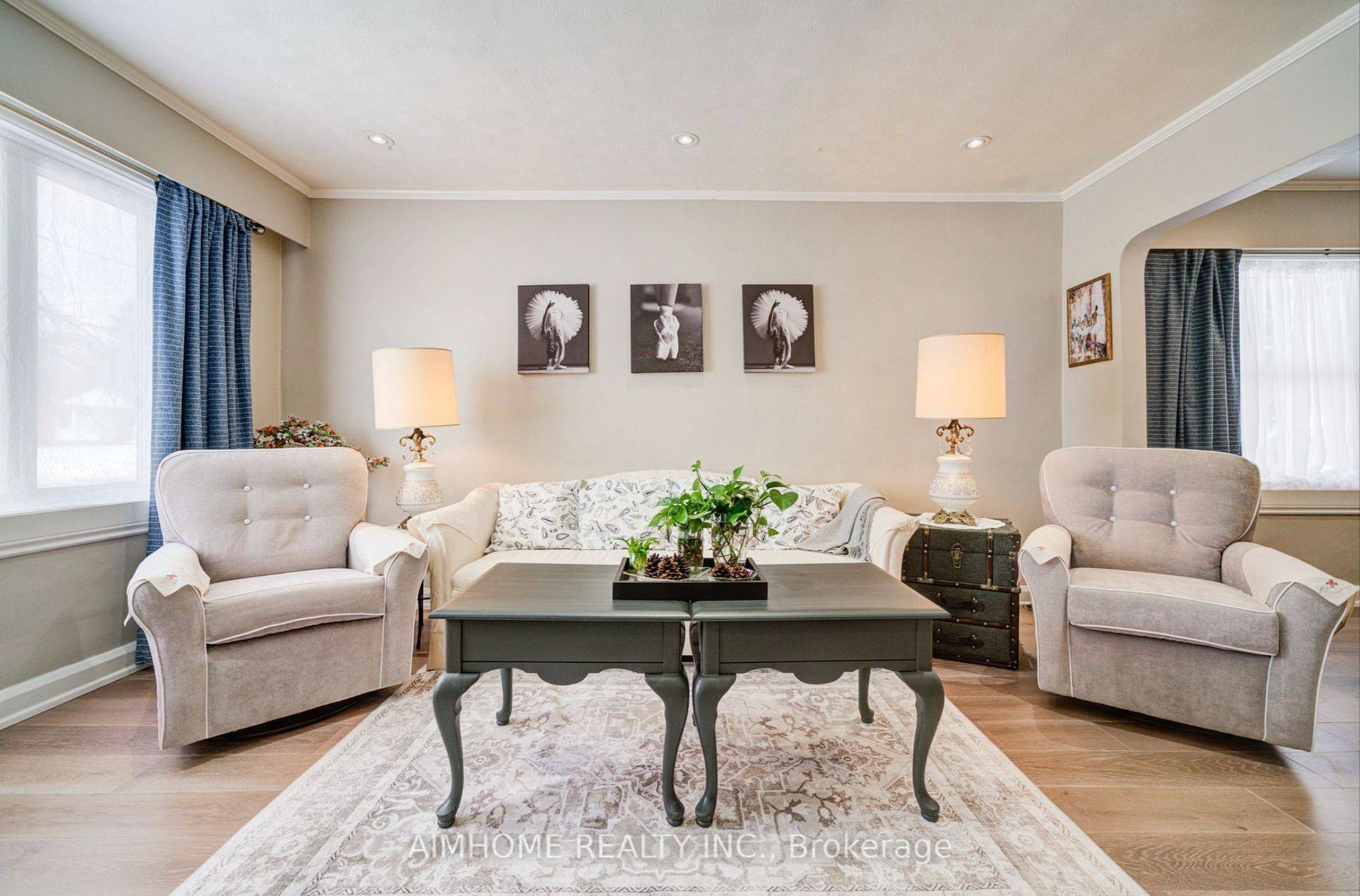 Whitby, ON L1N 1G9,221 St Lawrence ST