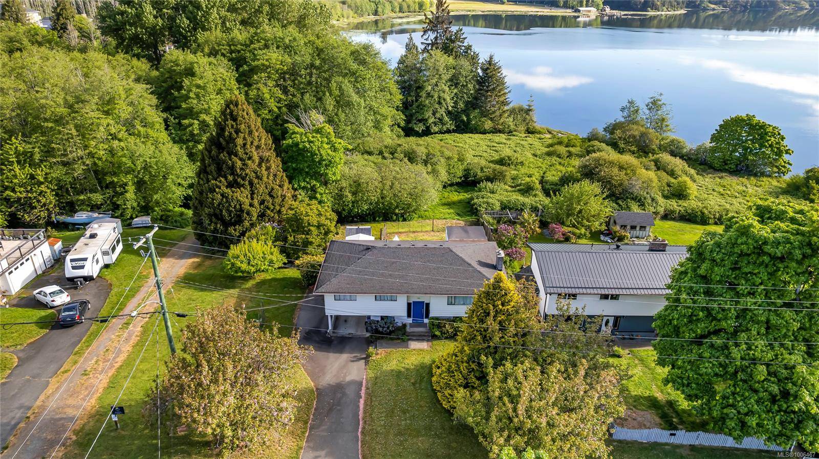 Colwood, BC V9C 1R9,242 Portsmouth Dr