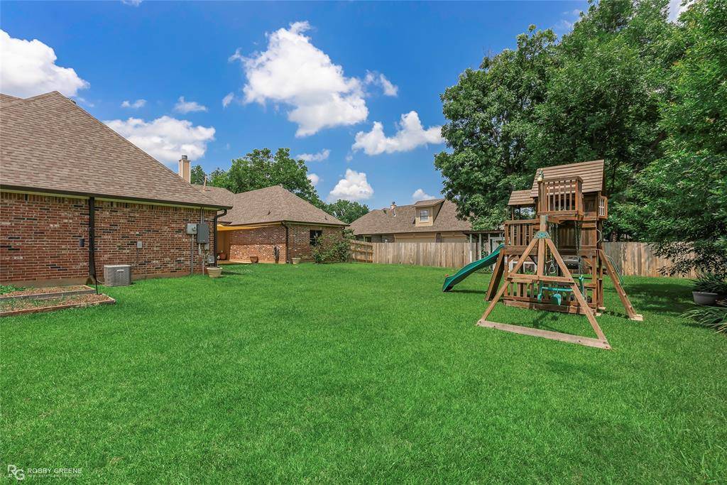 Bossier City, LA 71111,1030 Fawn Hollow