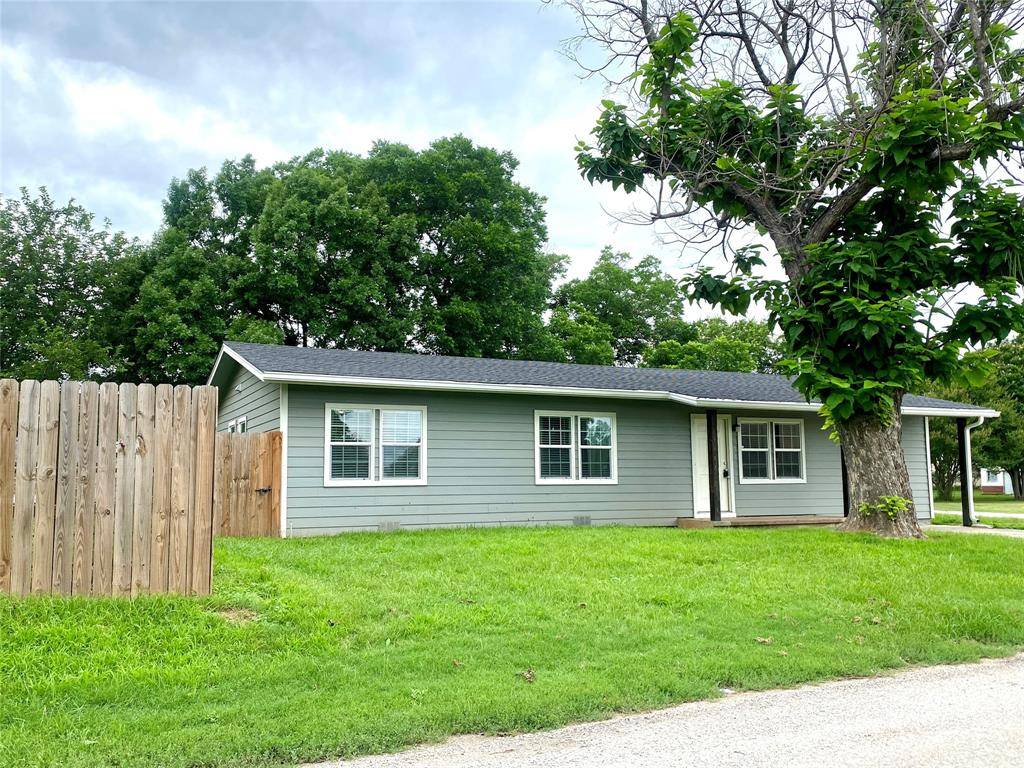 Paradise, TX 76073,102 S Oak Street