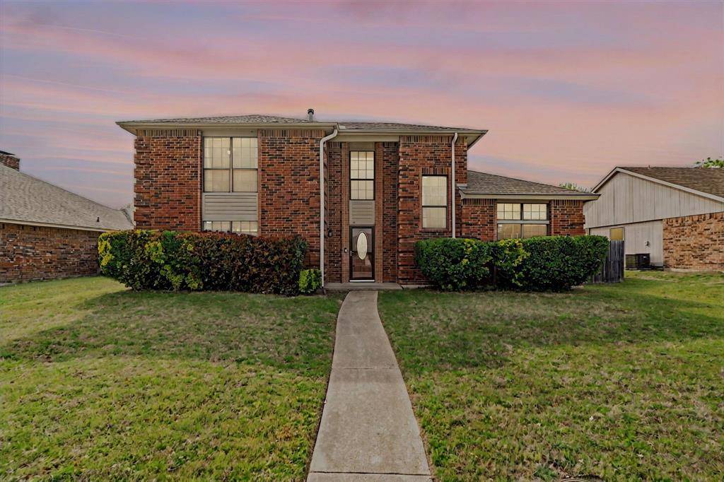 Desoto, TX 75115,170 Wildwood Drive