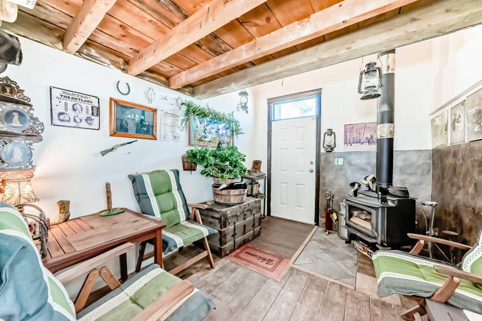 Calgary, AB T3B 5N9,3223 83 ST NW #367