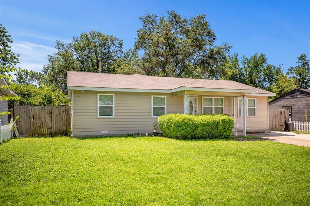 Terrell, TX 75160,104 Charles Lane
