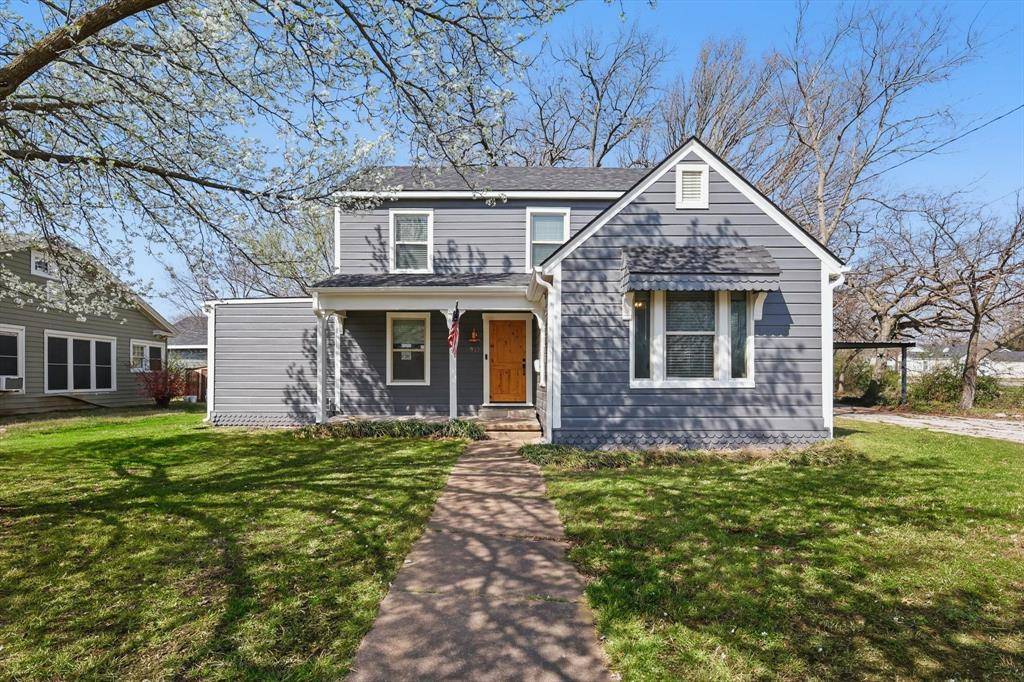 Sherman, TX 75092,932 N Woods Street