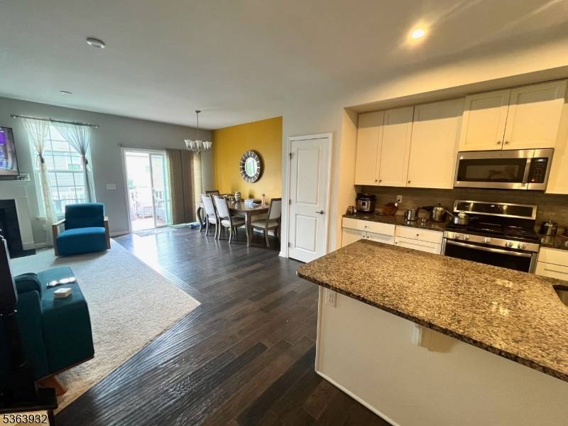 Mount Arlington Boro, NJ 07856,30 Trailwood Dr