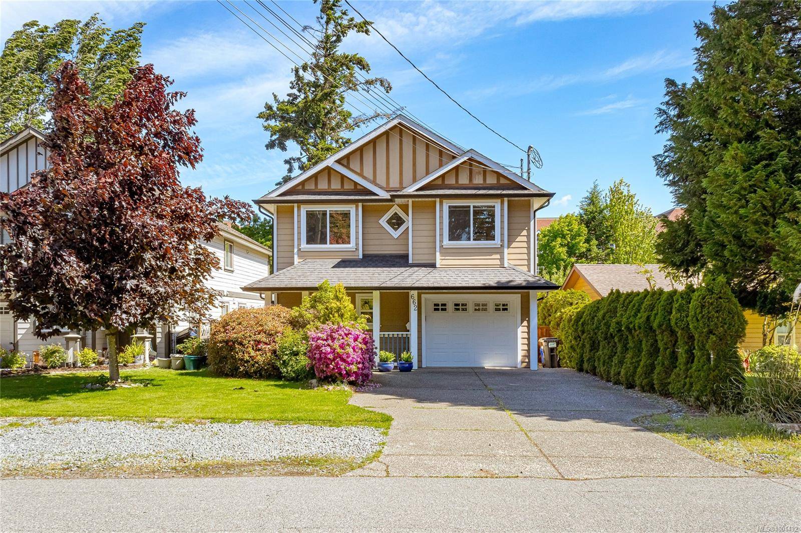 Langford, BC V9B 2R5,662 Fairway Ave