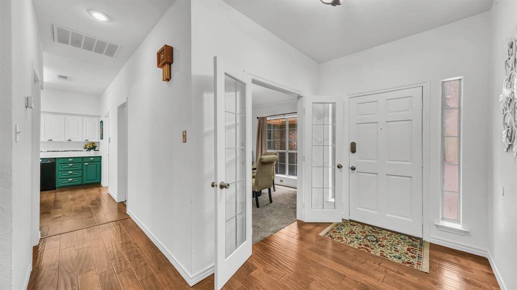 Azle, TX 76020,120 Oak Hollow Court S