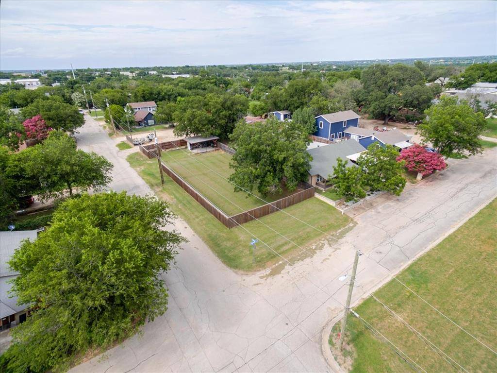 Weatherford, TX 76086,201 E 7th Street