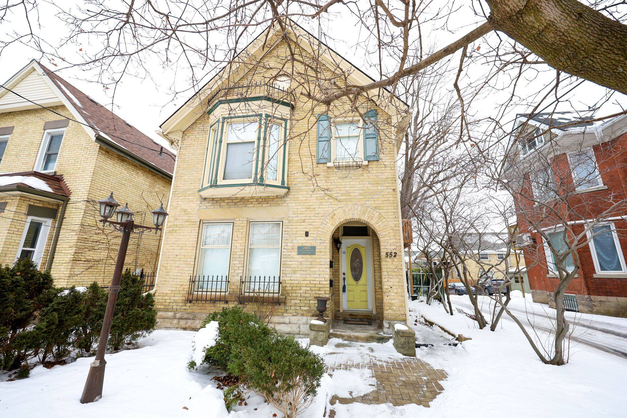 London East, ON N6B 3J5,552 Adelaide ST N