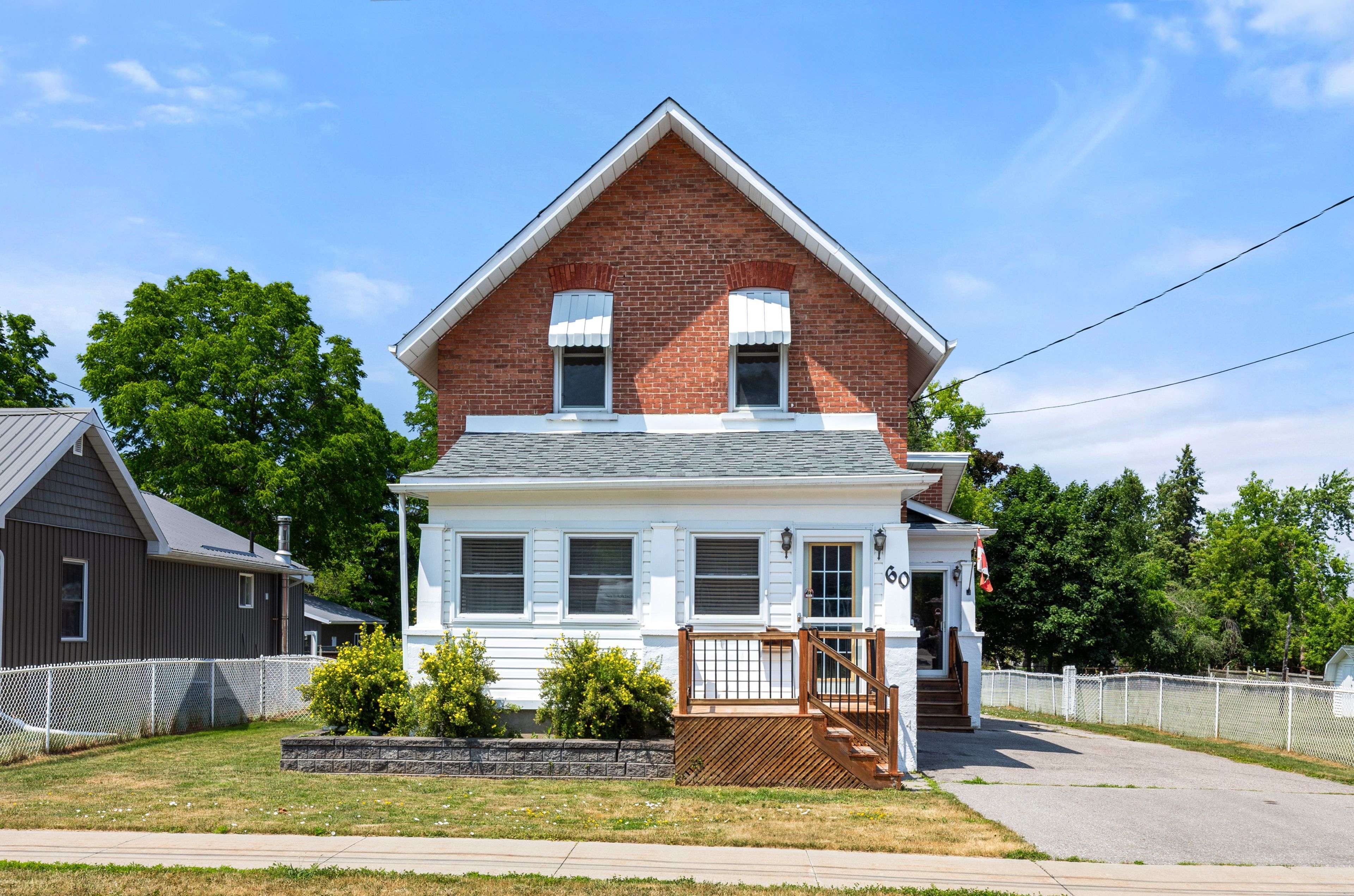 Kawartha Lakes, ON K9V 3W5,60 Elgin ST