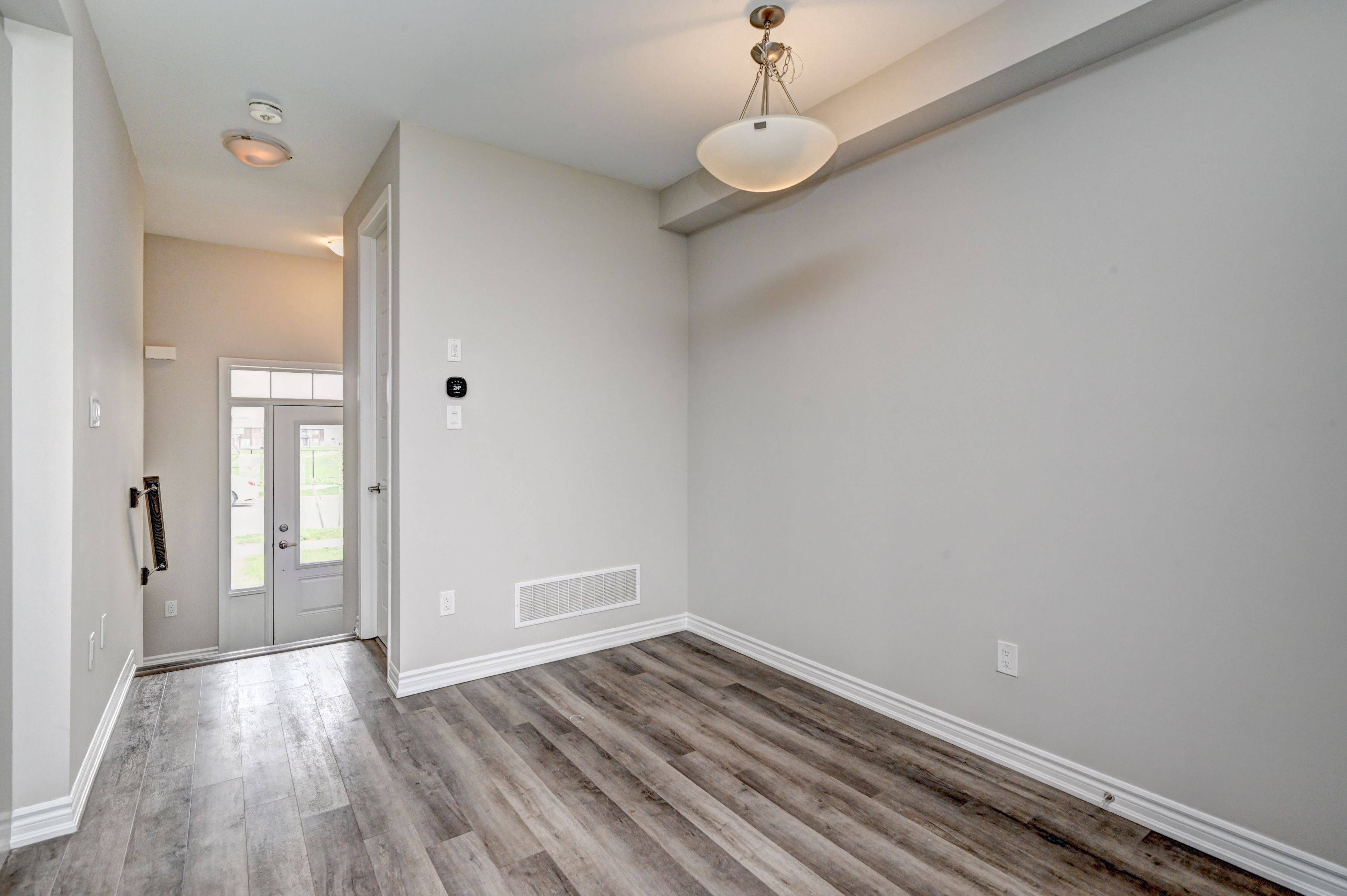 Kitchener, ON N2R 0S9,104 Forestwalk ST
