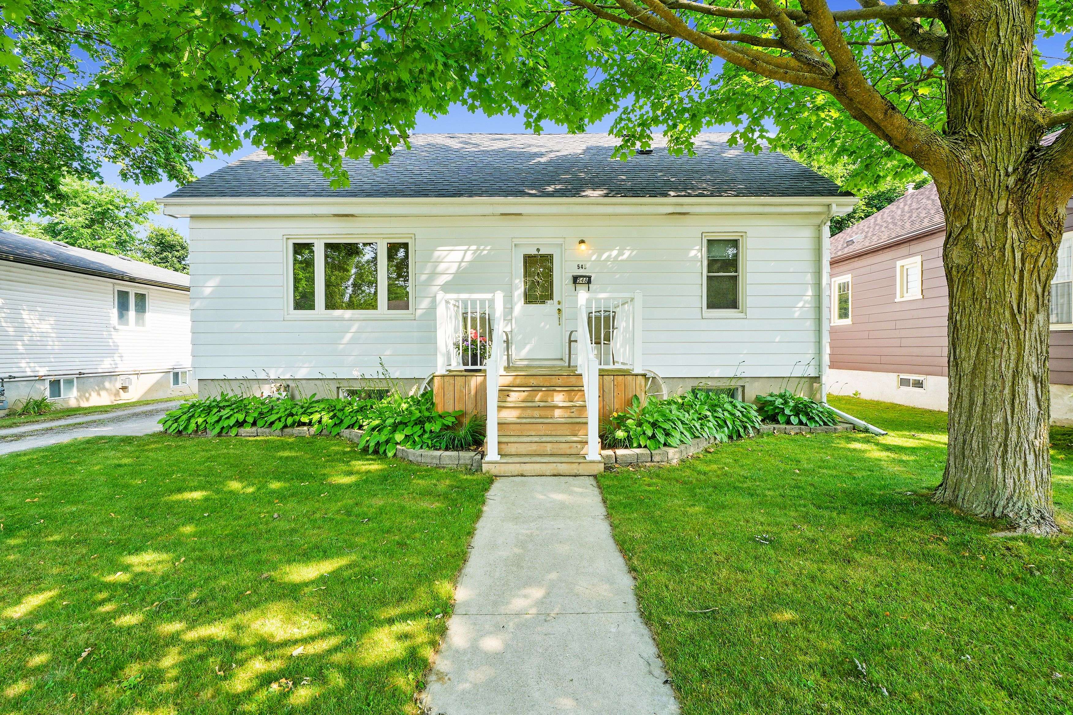 Peterborough South, ON K9J 1S4,548 King George ST