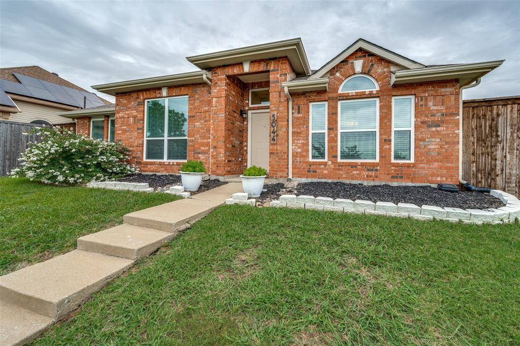 The Colony, TX 75056,5044 Lakeshore Boulevard
