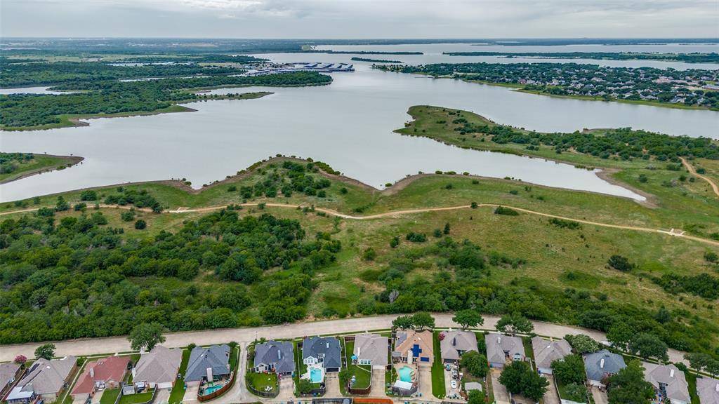 The Colony, TX 75056,5044 Lakeshore Boulevard