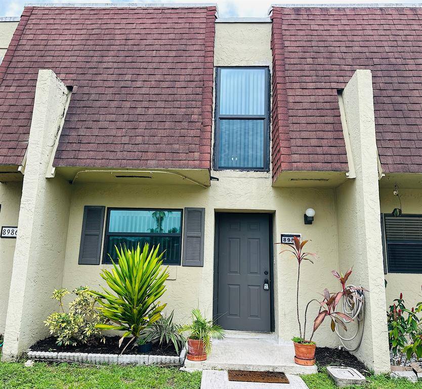 Hollywood, FL 33024,8988 Palm Tree Ln #8988