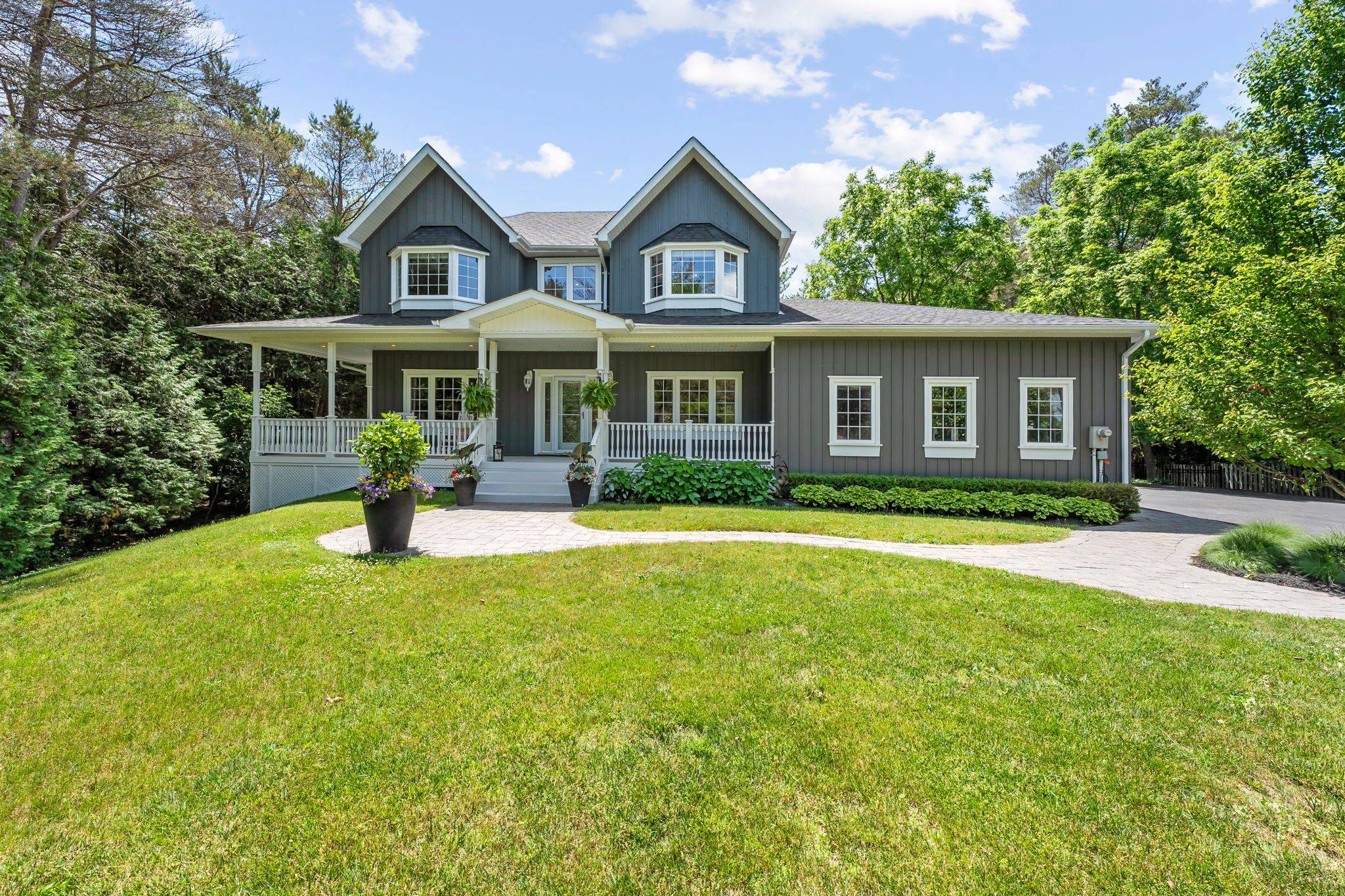 Uxbridge, ON L9P 1X2,6 Gooseberry LN