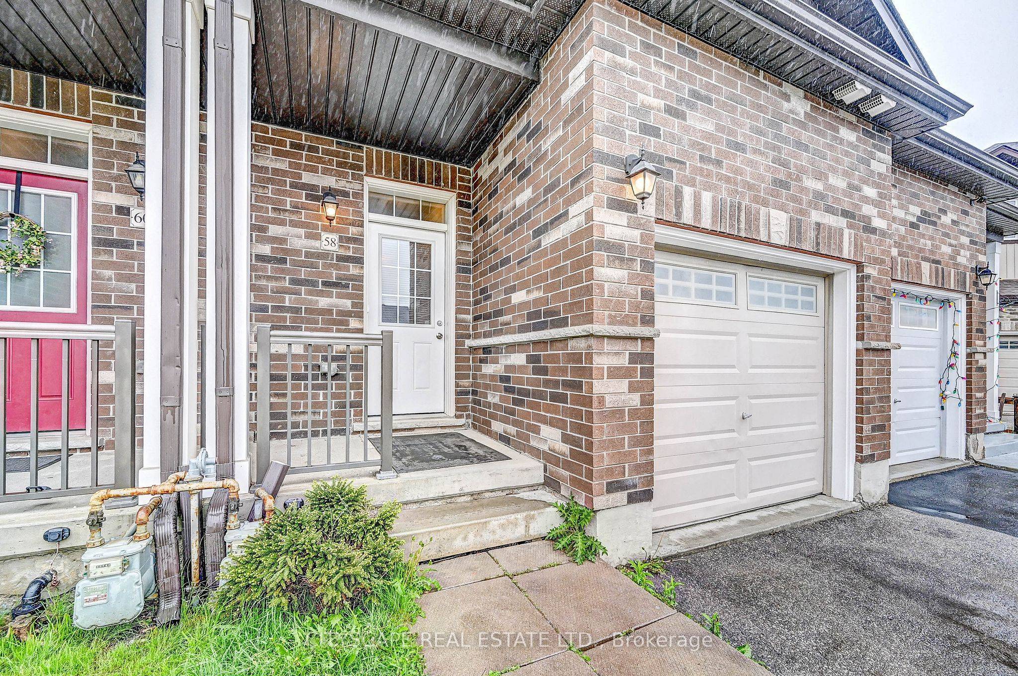 Kitchener, ON N2R 0G5,58 Renfrew ST