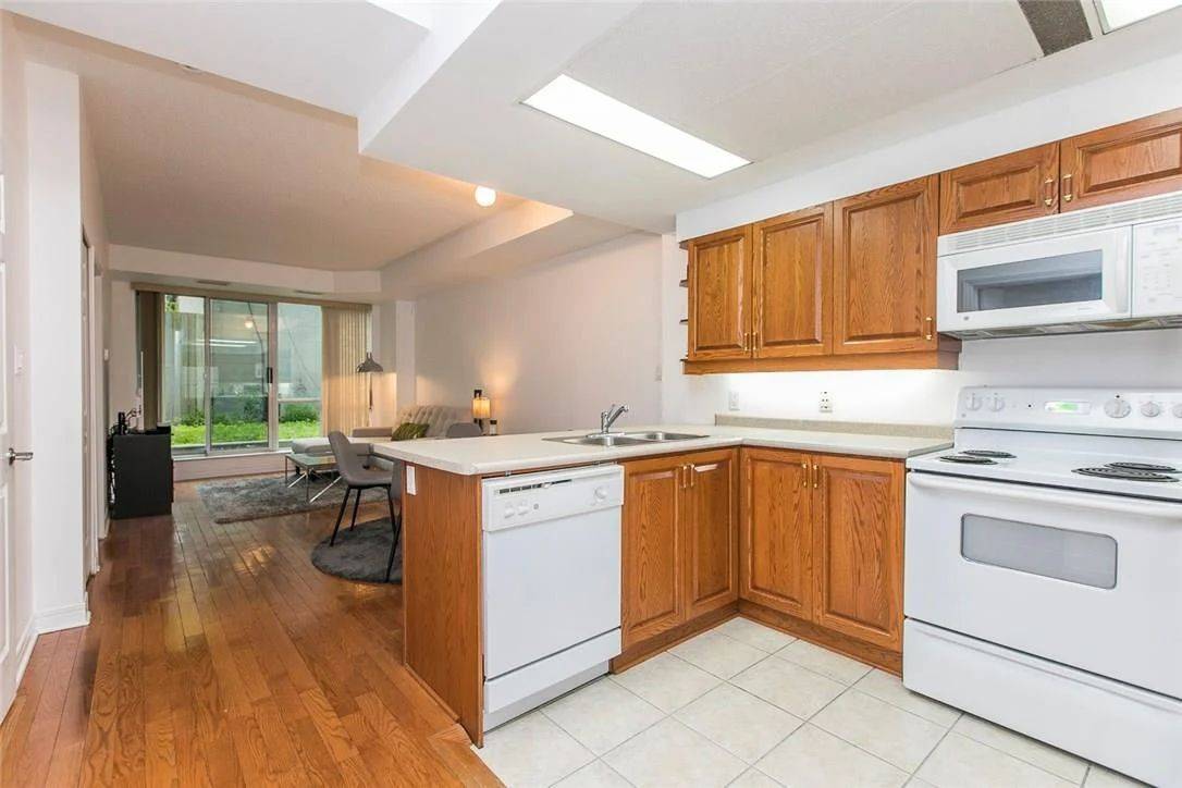 Lower Town - Sandy Hill, ON K1N 1K8,134 York ST #103