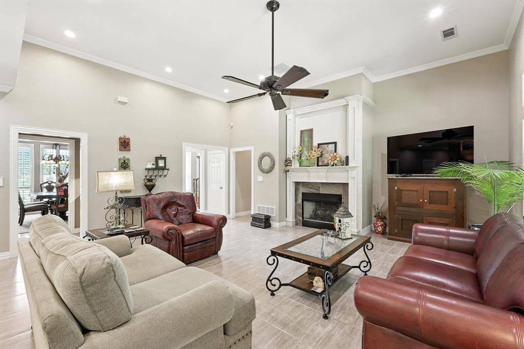 Denton, TX 76210,109 Visalia Lane