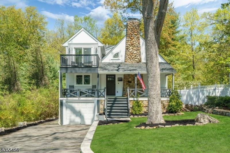 Wayne Twp., NJ 07470,8 MOUNTAINSIDE DRIVE