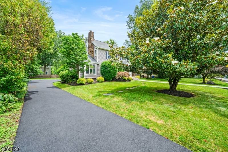 Westfield Town, NJ 07090,1501 Rahway Ave