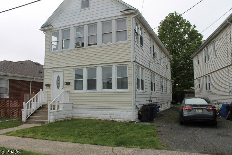 Carteret Boro, NJ 07008,67 Edgar St #1
