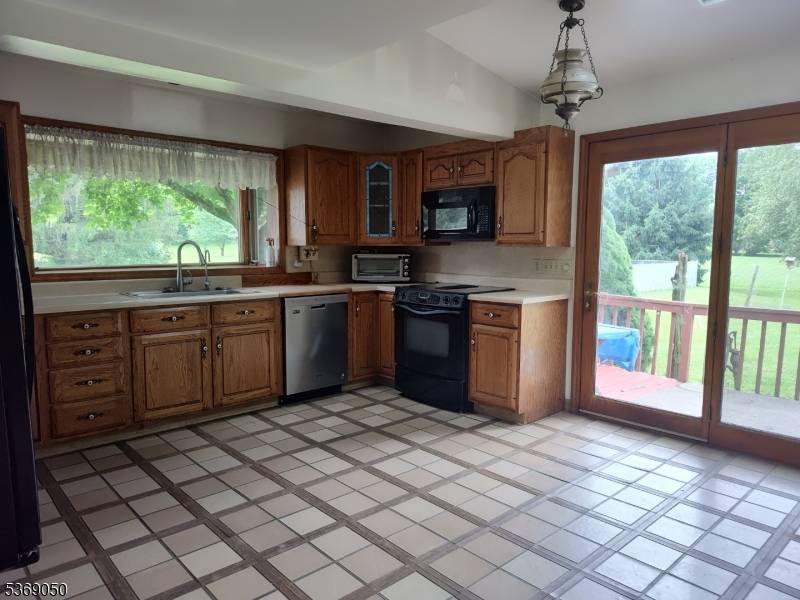 White Twp., NJ 07823,654 County Road 519