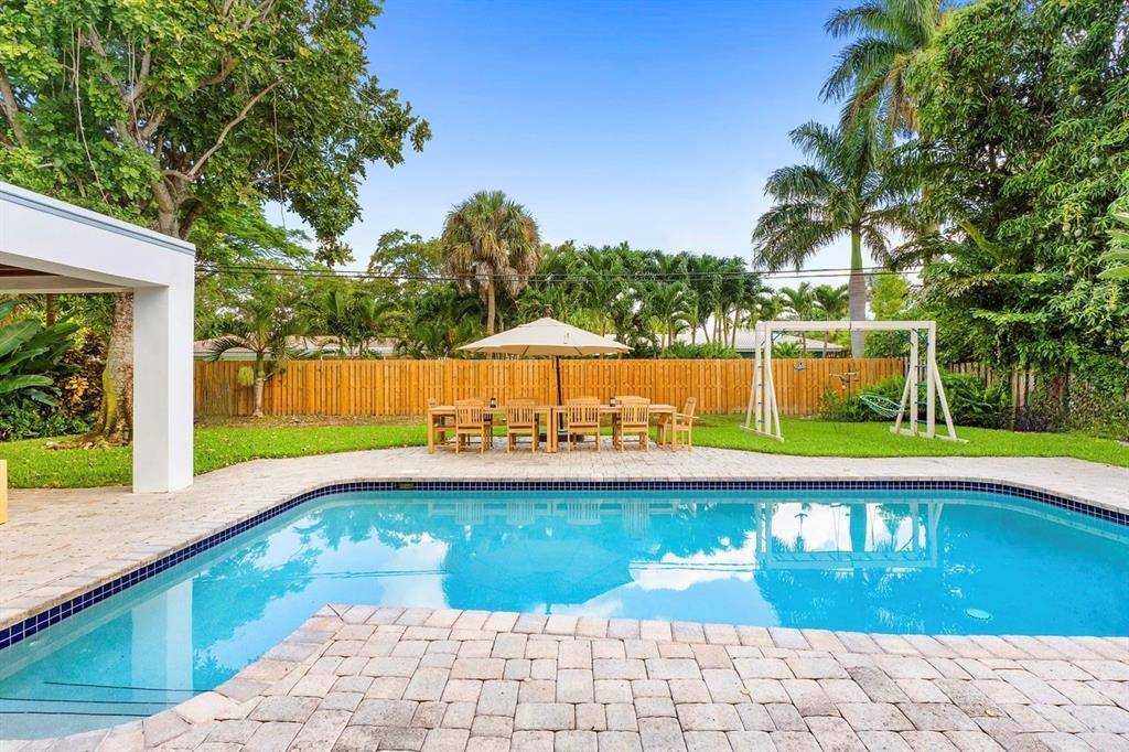 Boca Raton, FL 33486,941 SW 21st St