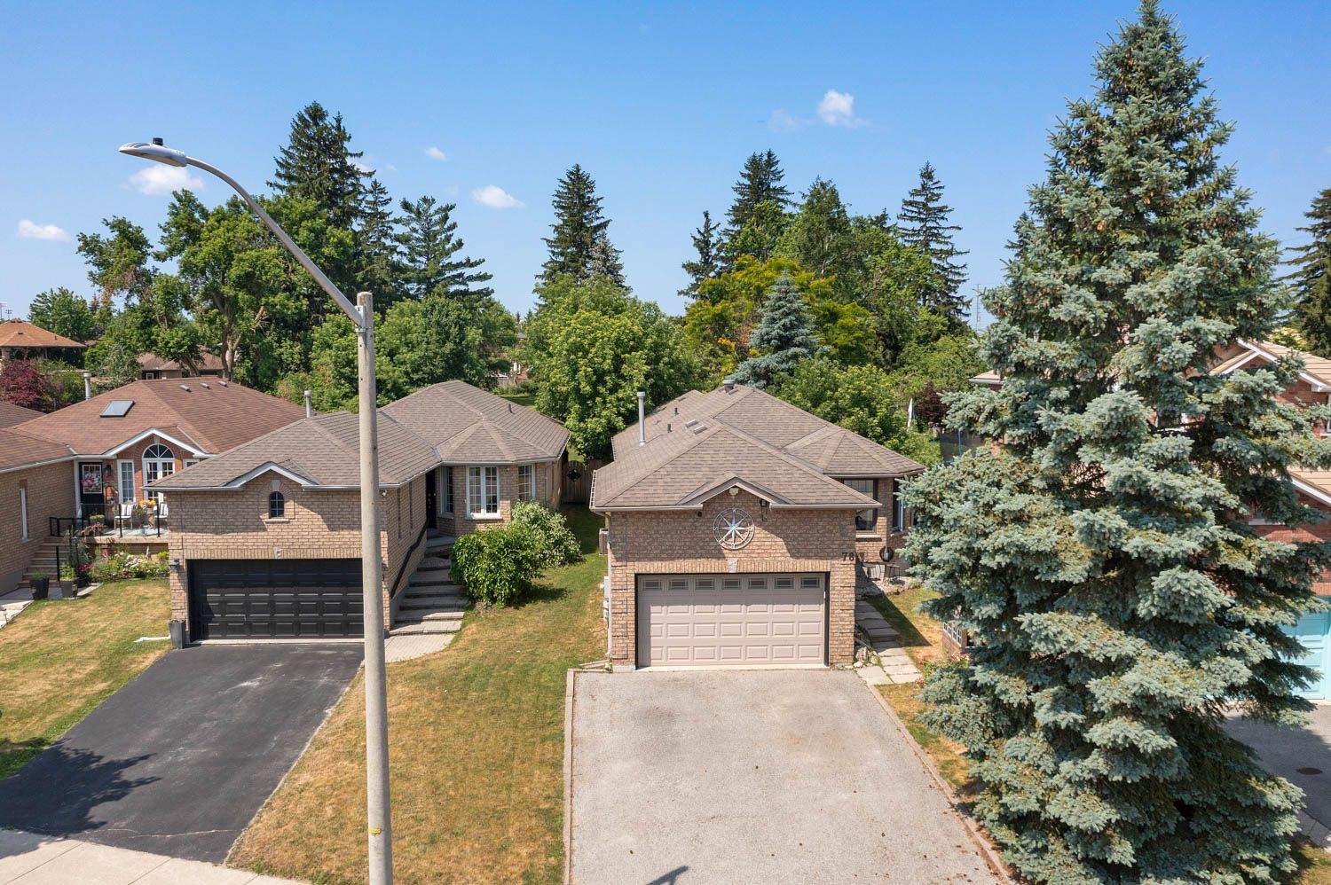 Barrie, ON L4N 8A2,78 Ward DR