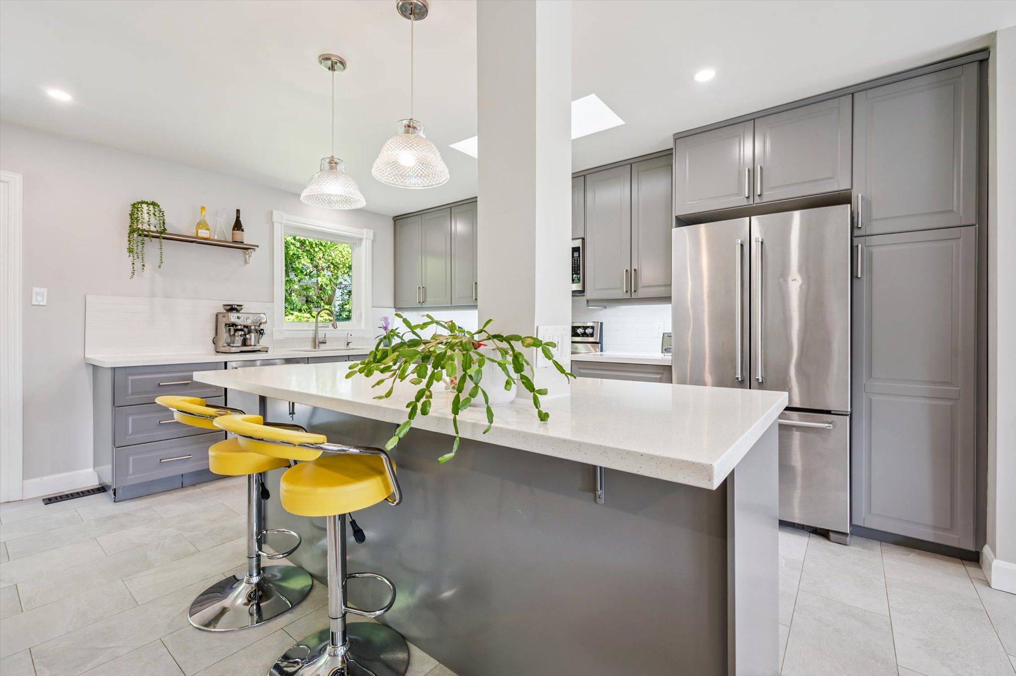 Guelph, ON N1G 3N8,396 Ironwood RD