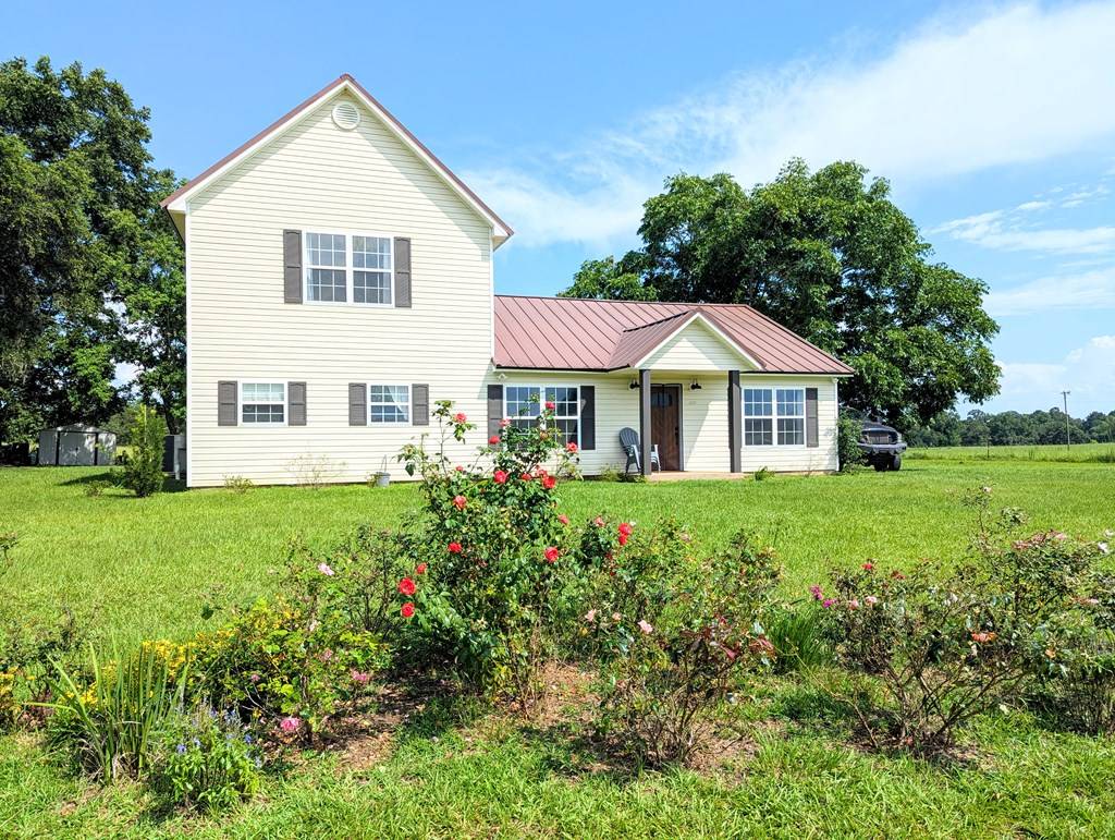 Slocomb, AL 36375,1370 Coach Road