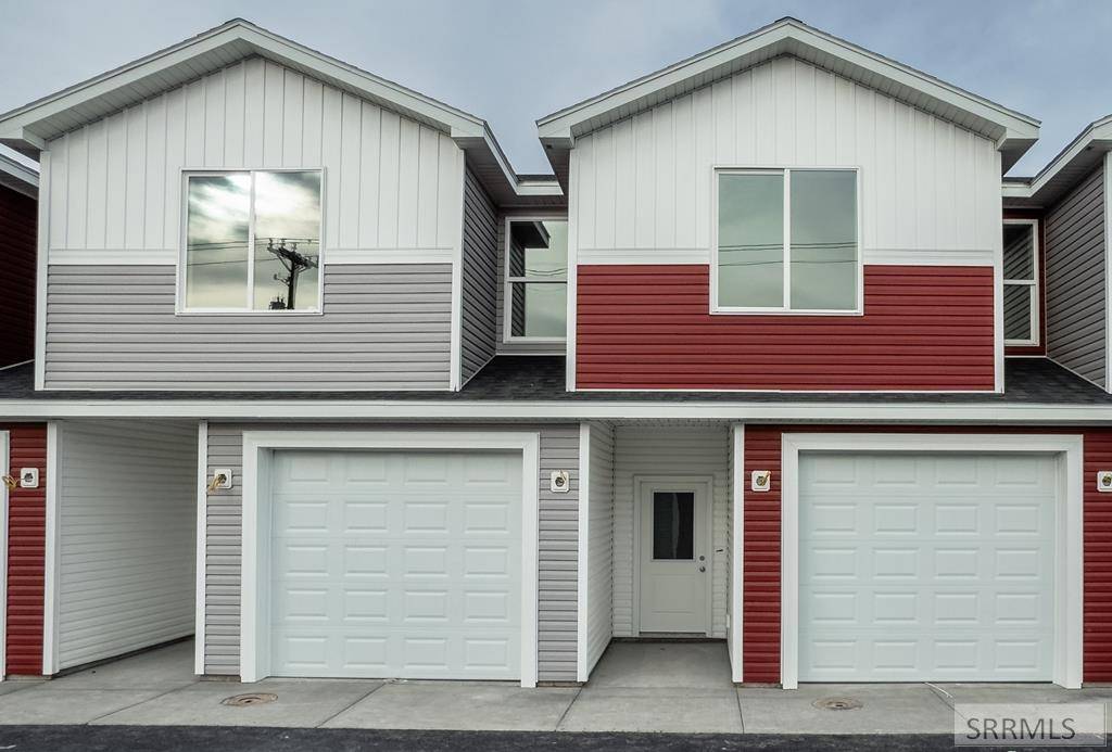 Idaho Falls, ID 83404,2423 Caddis Way