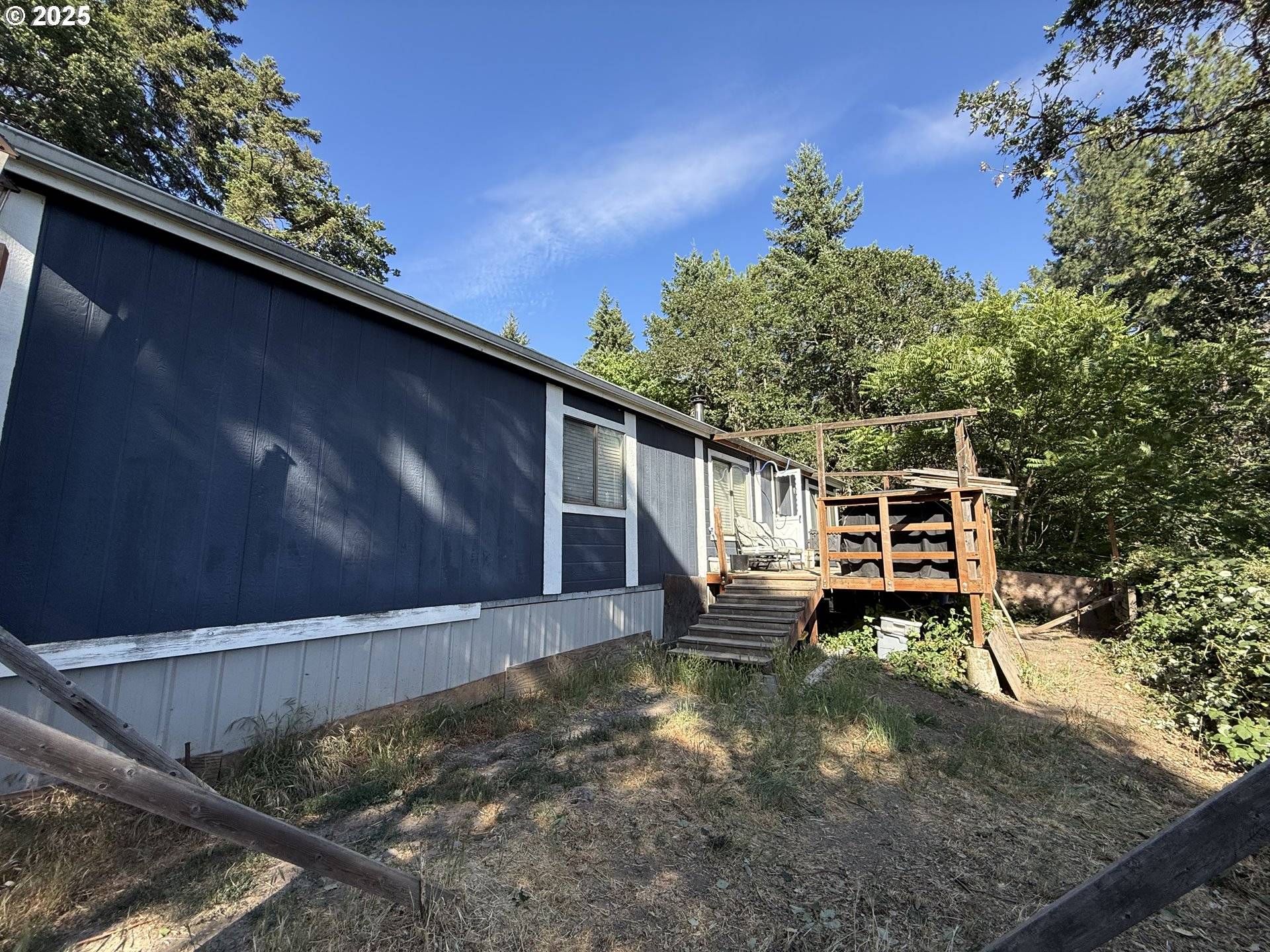 White Salmon, WA 98672,590 NE SPRING ST