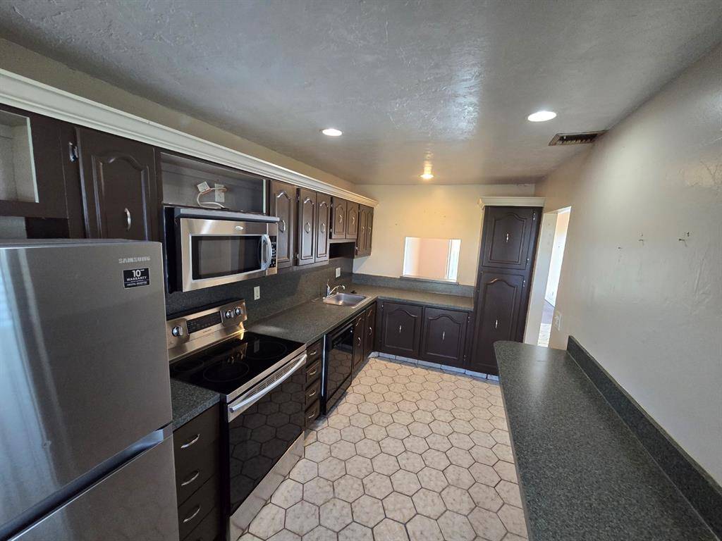 Plantation, FL 33322,1033 NW 87th Ave #B128