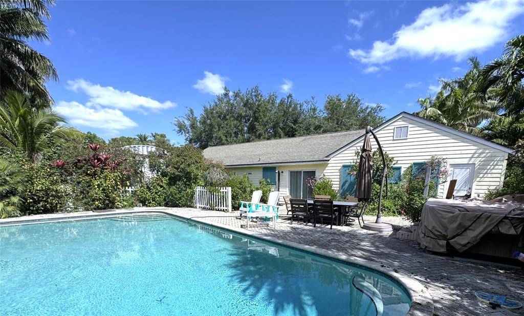 Loxahatchee Groves, FL 33470,Address not disclosed