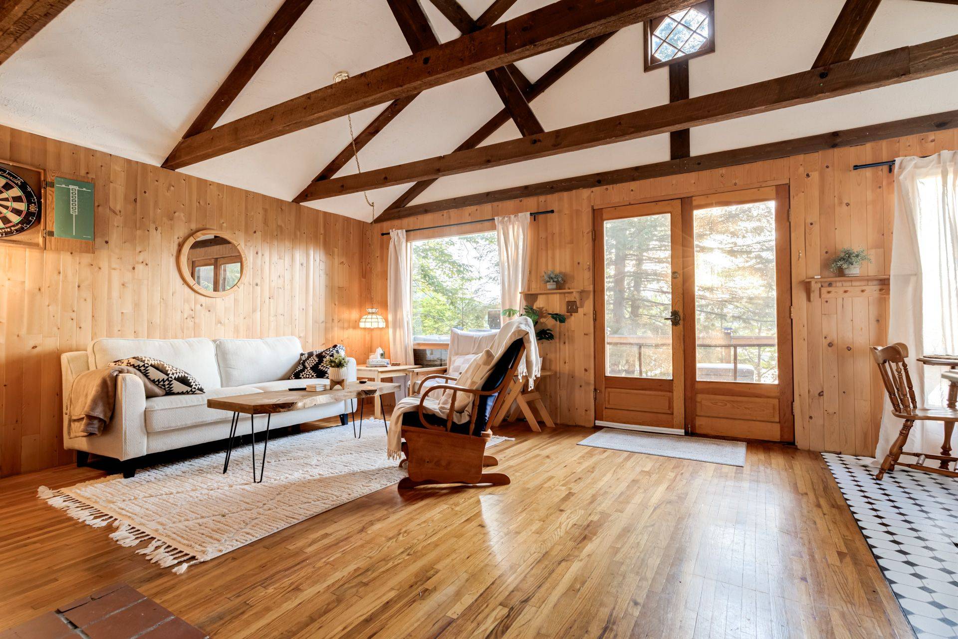 Lake Of Bays, ON P0A 1E0,1027 NORTH PINE DR
