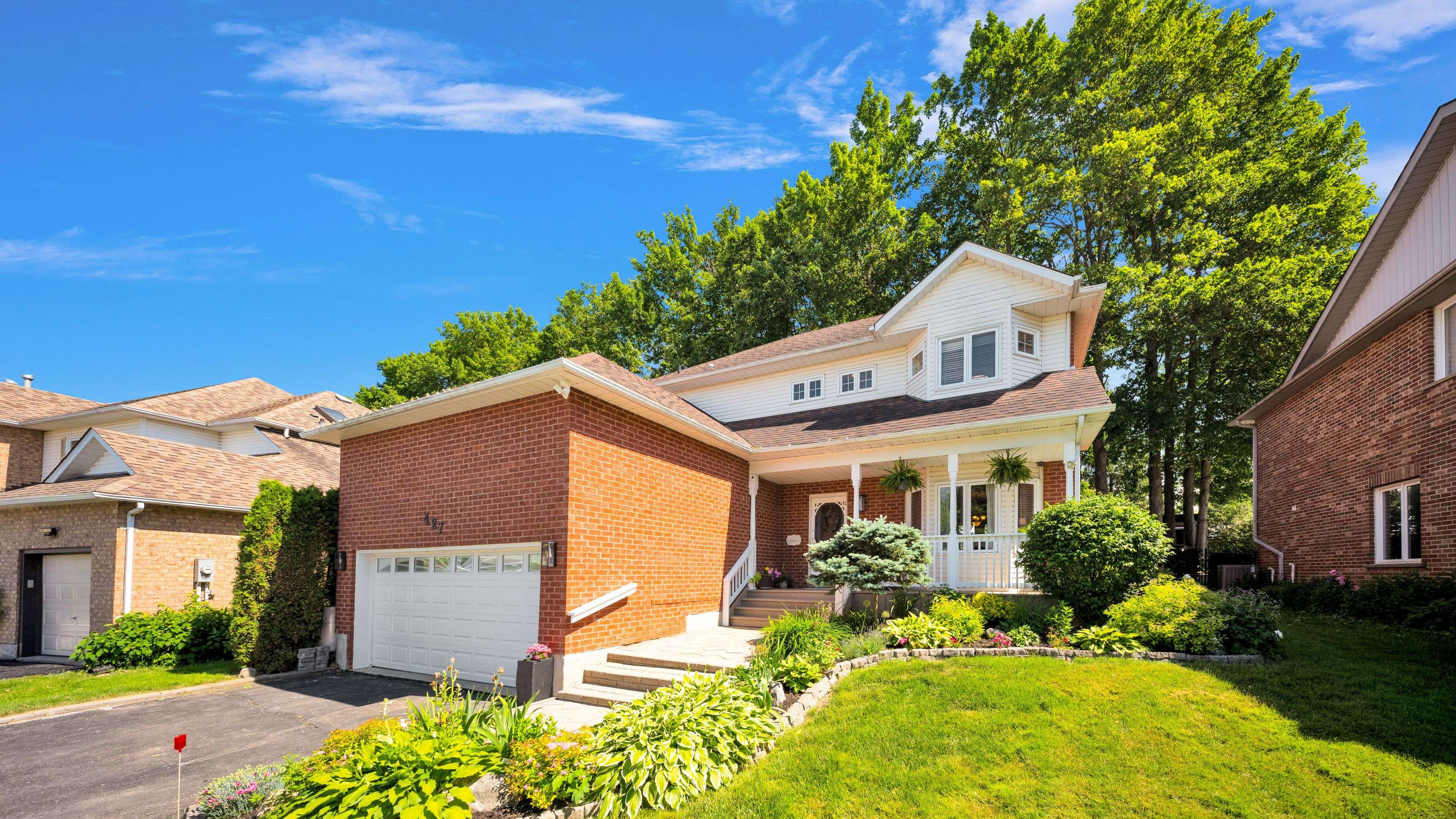 Shelburne, ON L0N 1S2,427 Olde Village LN