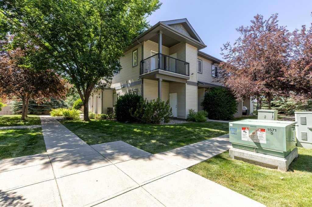 Lethbridge, AB T1J 3A8,125 Silkstone RD W #6