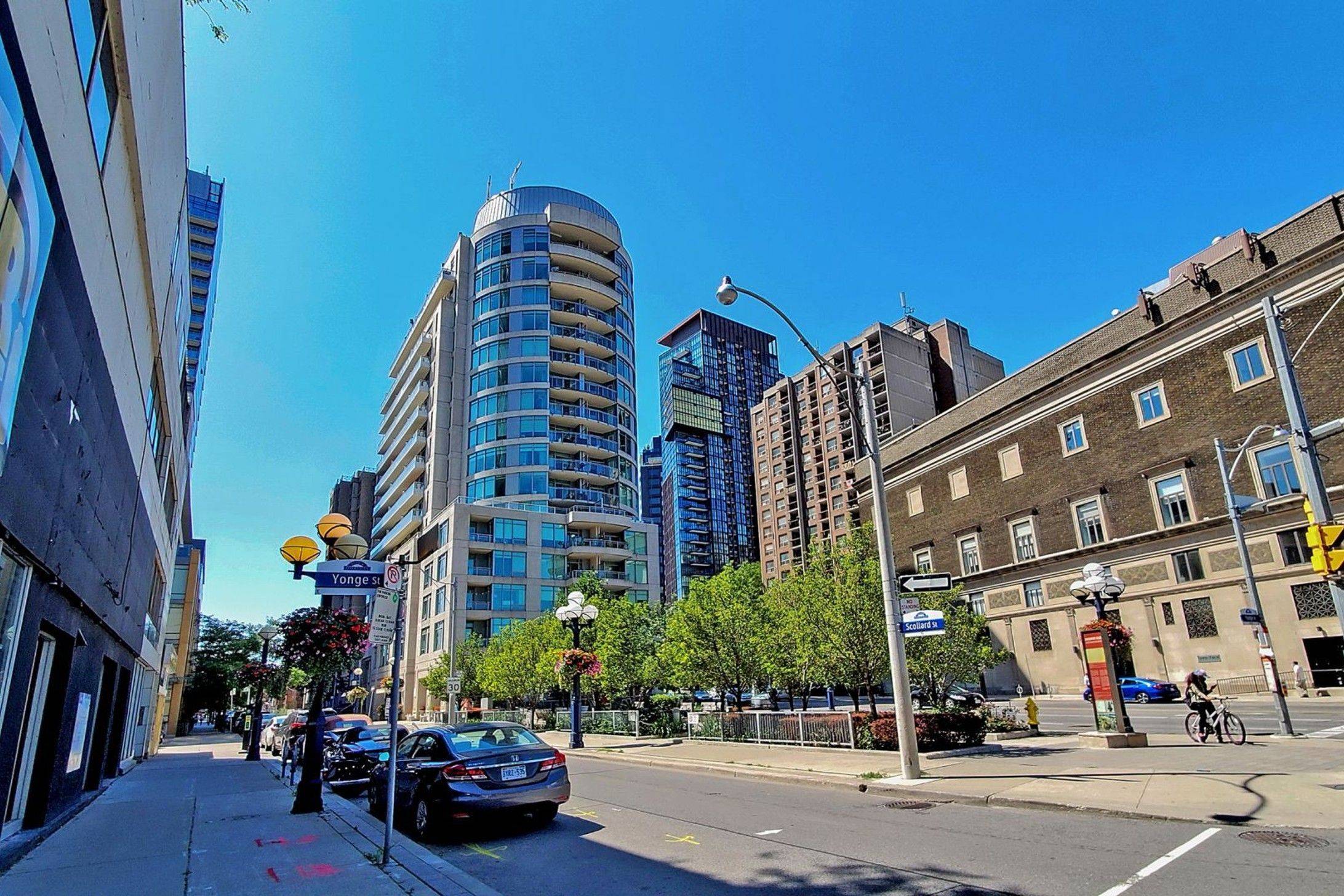 Toronto C02, ON M5R 1M2,8 Scollard ST #610