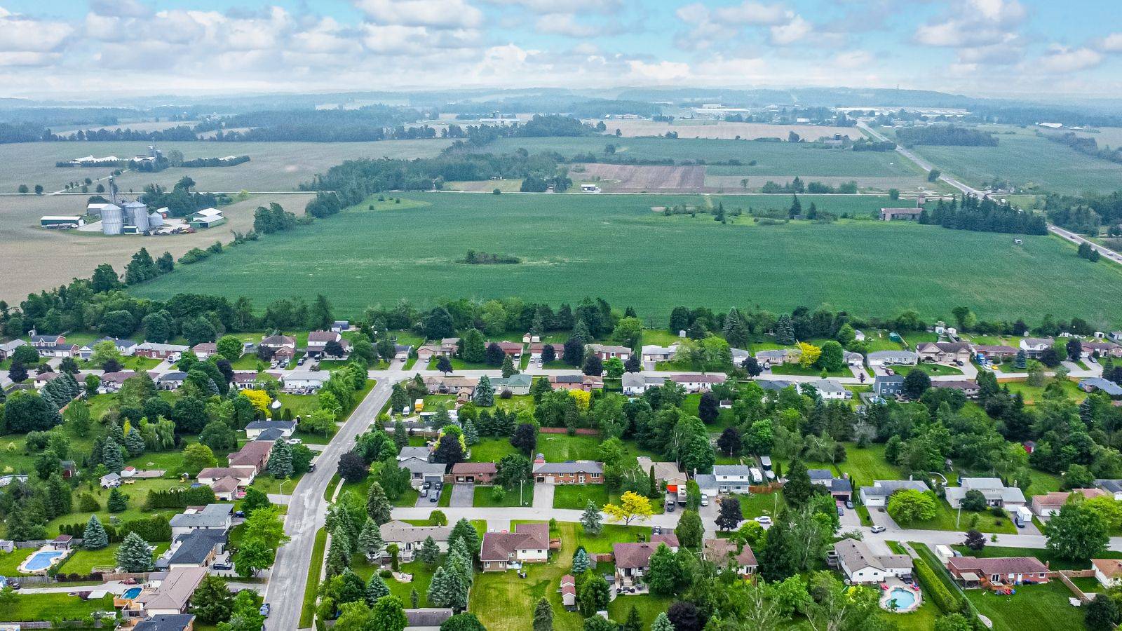 Innisfil, ON L9S 1C5,2121 Gordon ST