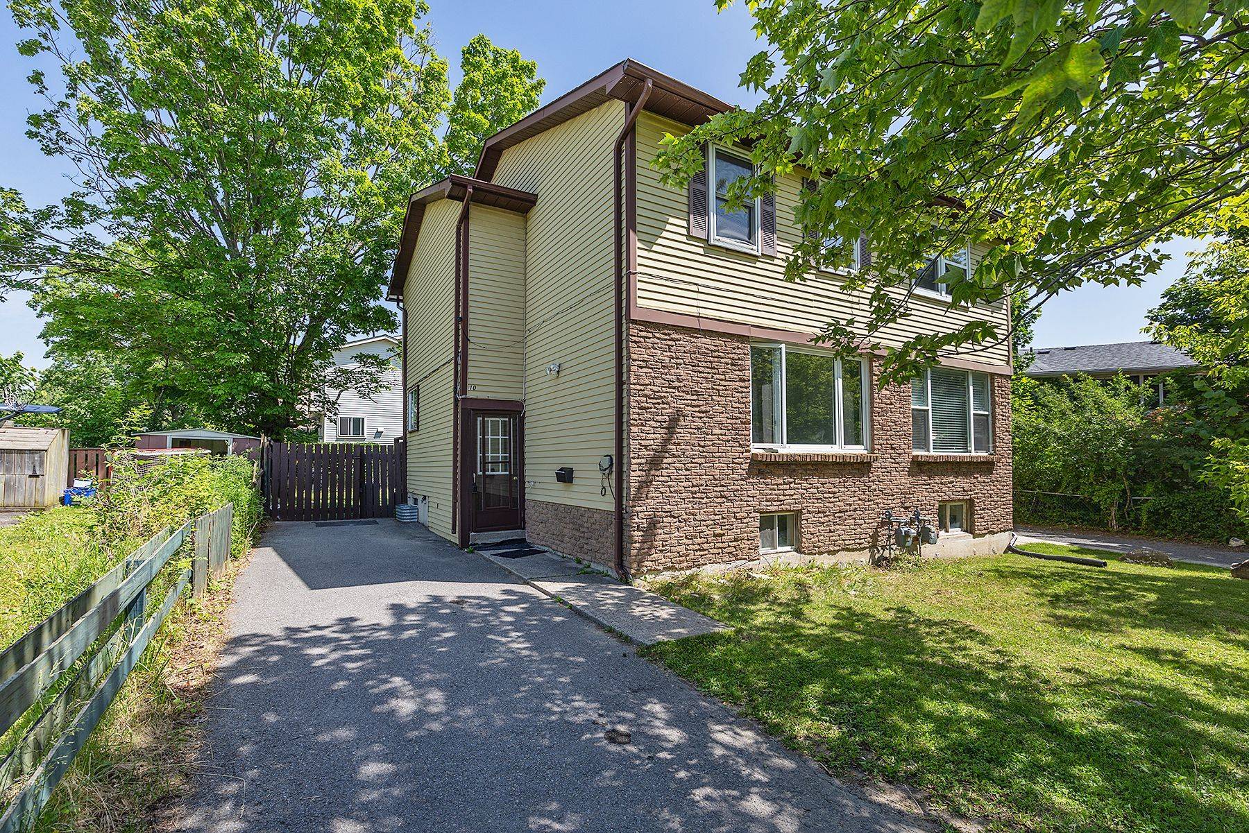 Kingston, ON K7M 6K7,10 Calderwood DR