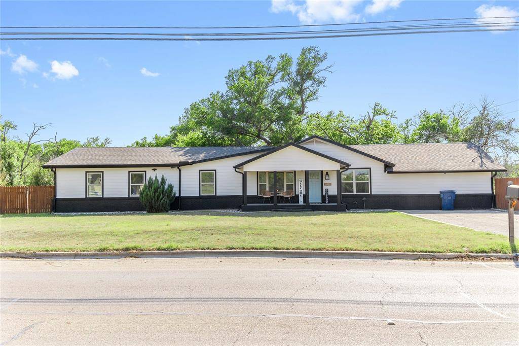 Brownwood, TX 76801,3209 4th Street